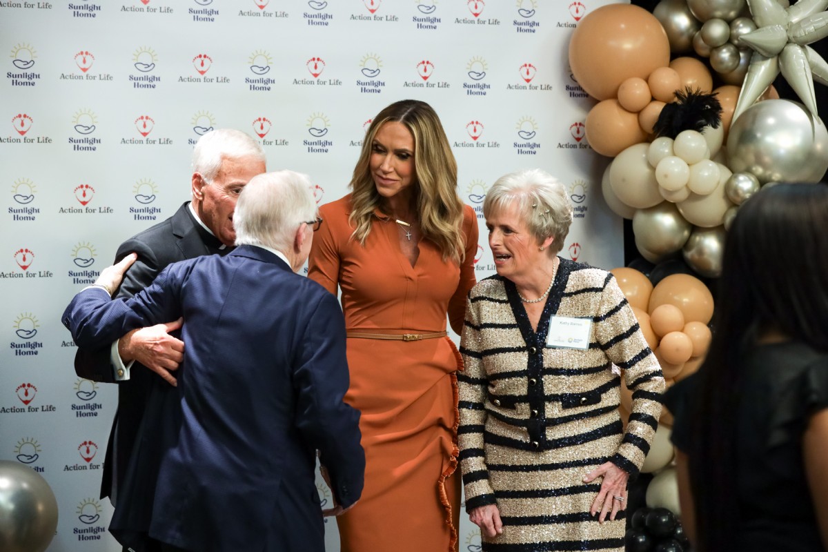 065-Golden Age Gala-Nov-2025_8718