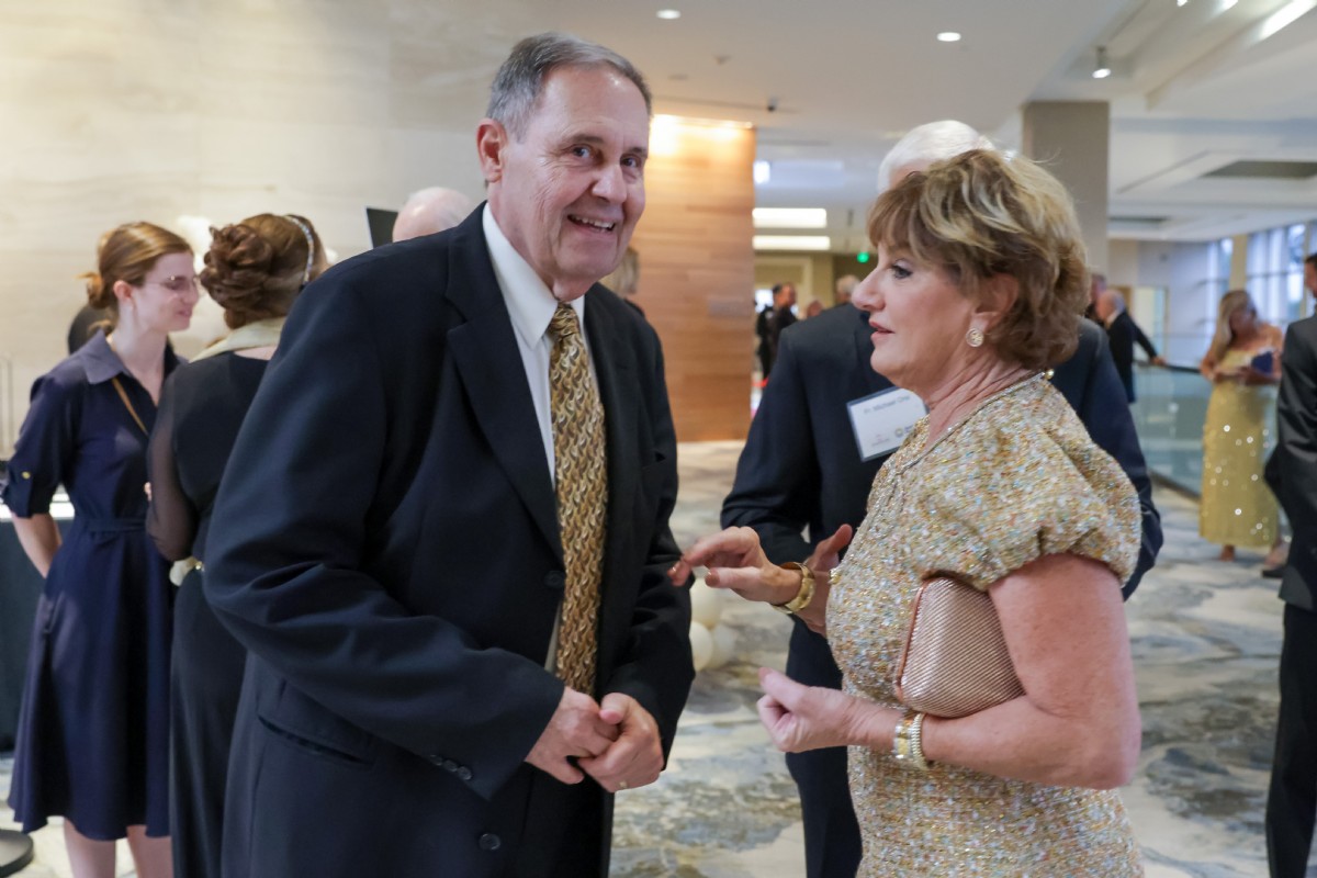 079-Golden Age Gala-Nov-2025_9702