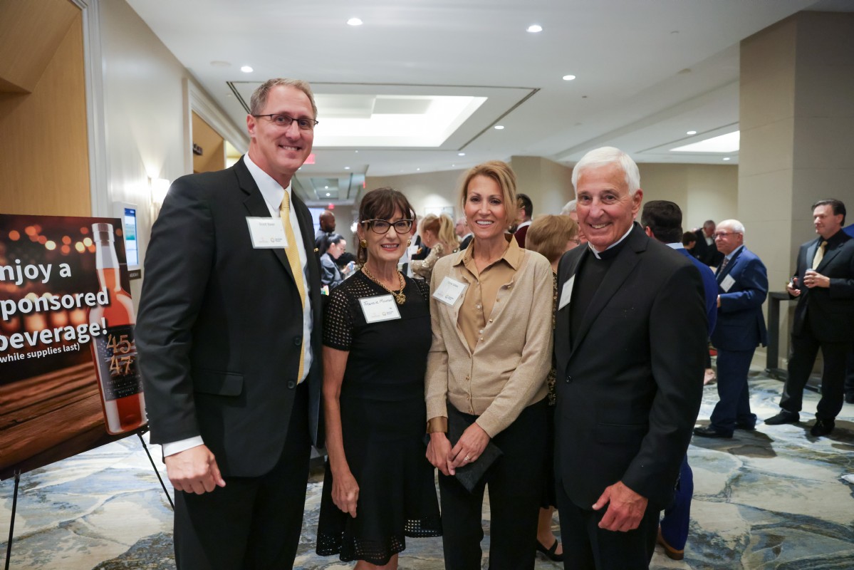 095-Golden Age Gala-Nov-2025_9764