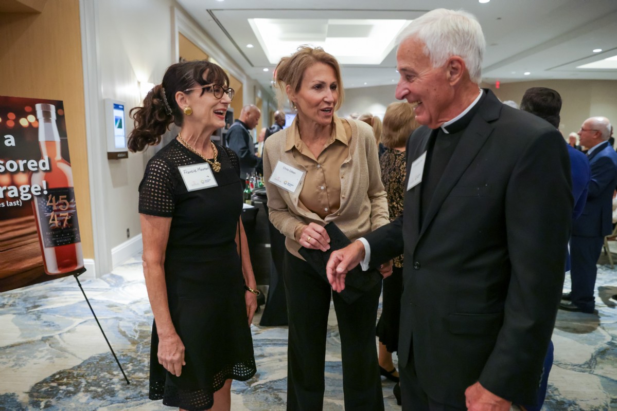 096-Golden Age Gala-Nov-2025_9767