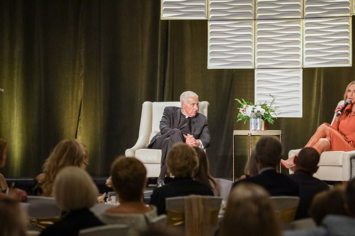 417-Golden Age Gala-Nov-2025_9241