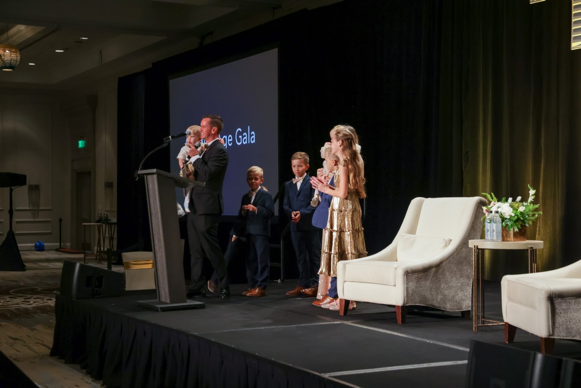 489-Golden Age Gala-Nov-2025_0950